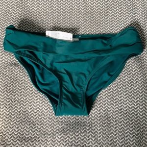NWT Twist Front Bikini Bottom